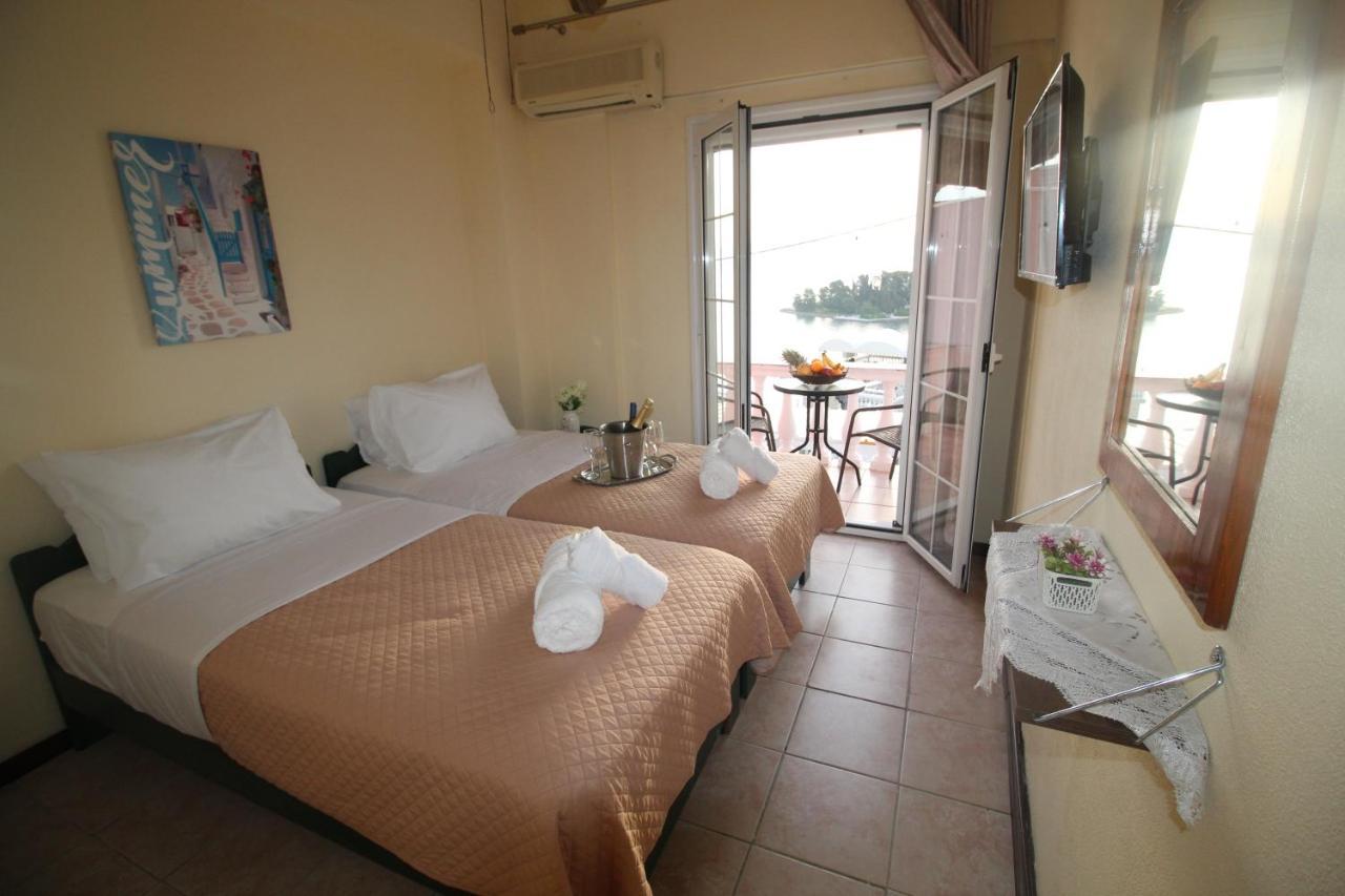 Batis Breeze Bed & Breakfast Perama  Eksteriør bilde