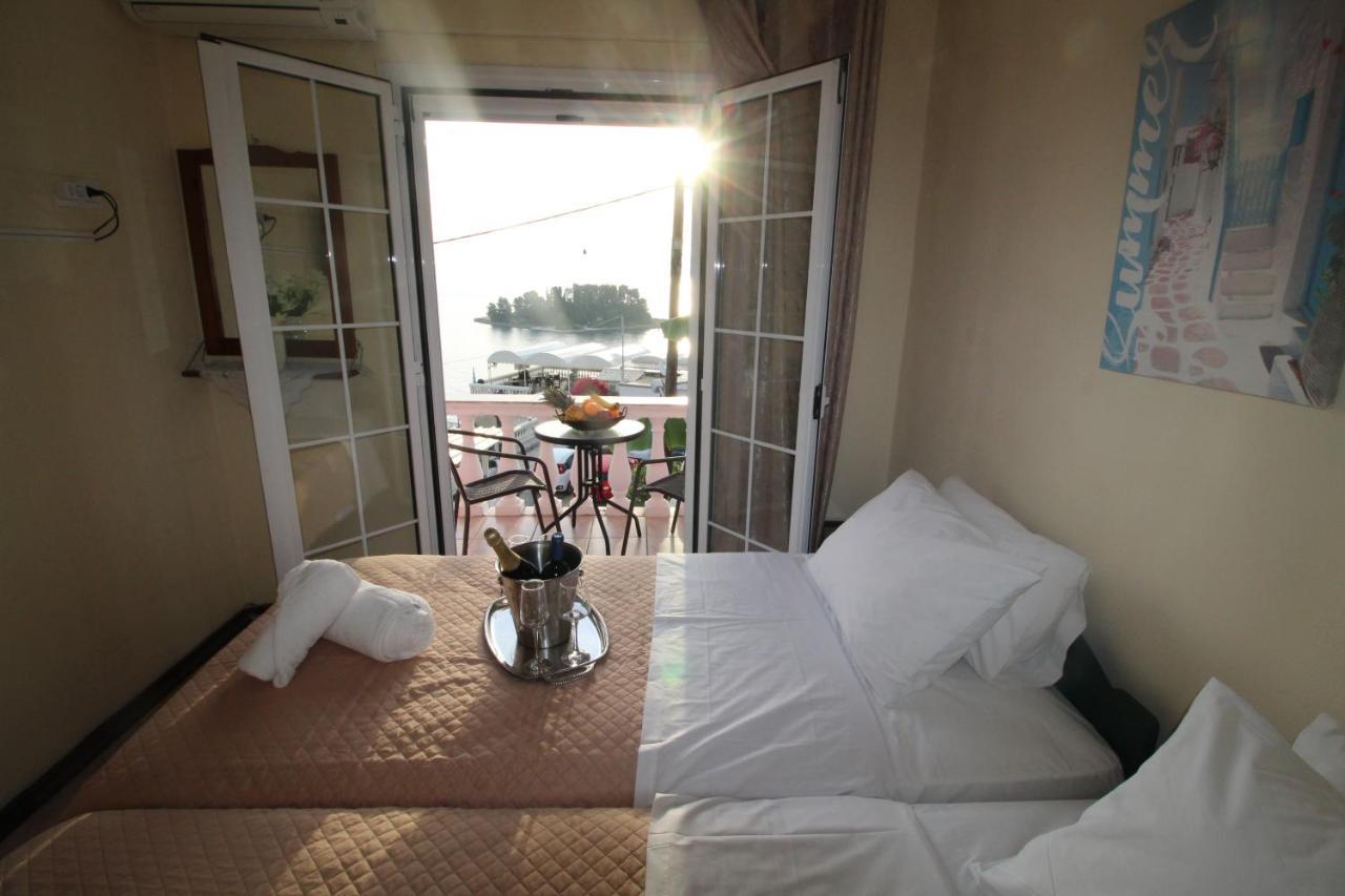 Batis Breeze Bed & Breakfast Perama  Eksteriør bilde