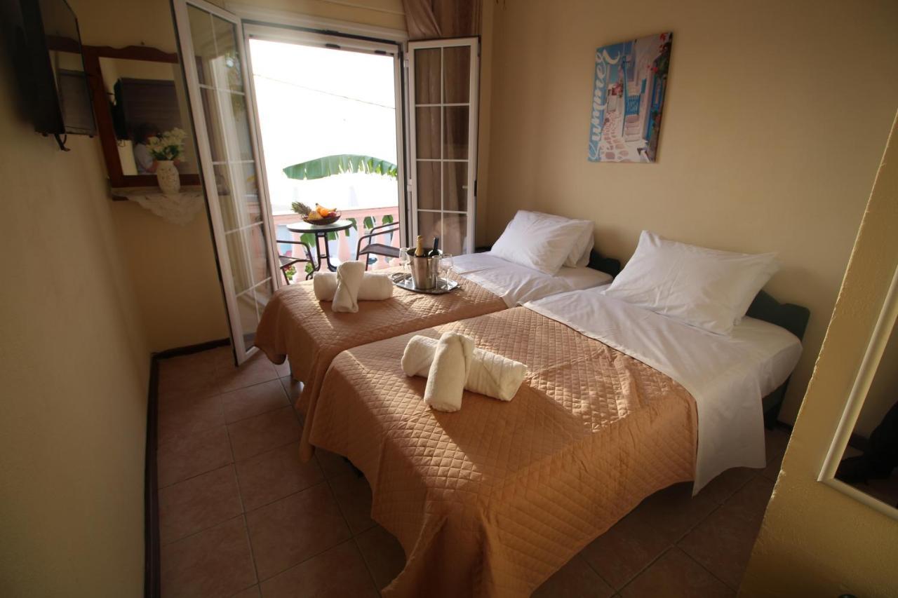 Batis Breeze Bed & Breakfast Perama  Eksteriør bilde